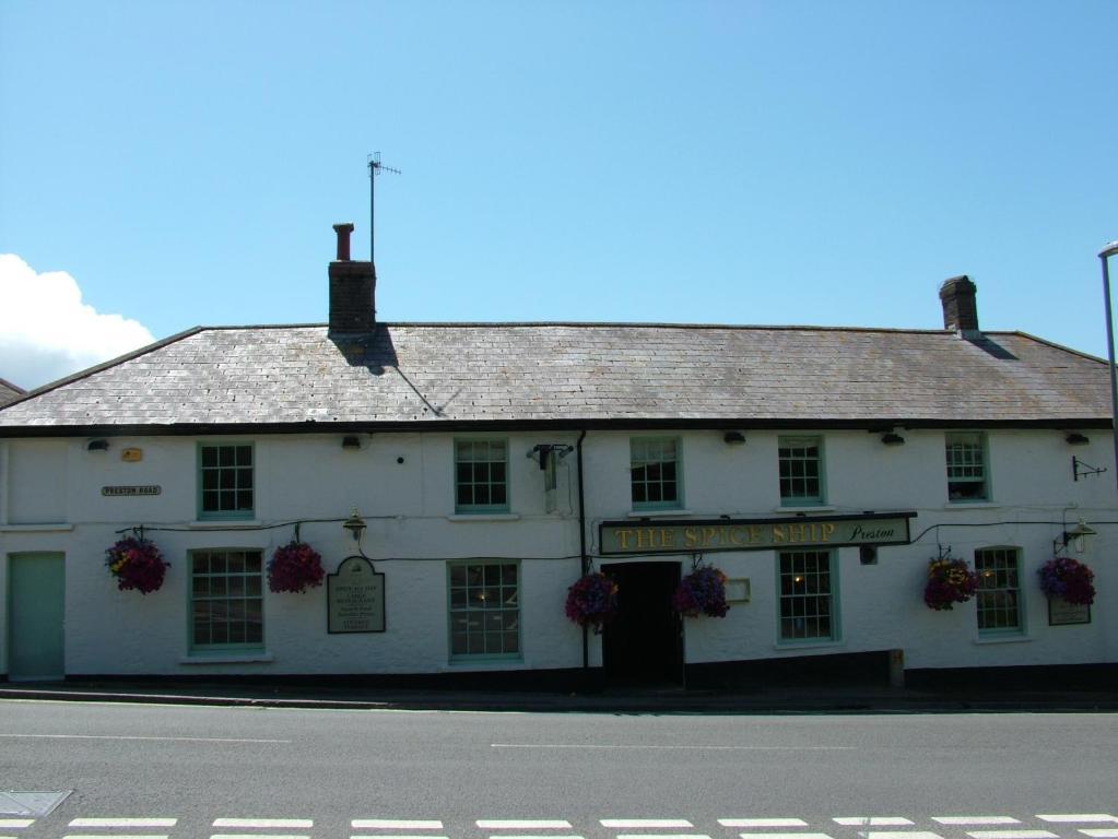 The Spice Ship Weymouth Exterior photo